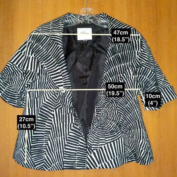 Chaus Black and White Abstract Design Short Sleeve Blazer Shawl Collar - Picture 2 of 5